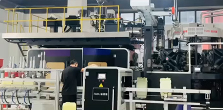 25升堆碼桶生產(chǎn)視頻